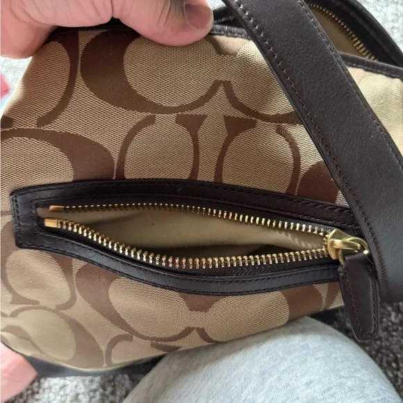 Coach Signature Duffle Bag - Picture 10 of 14